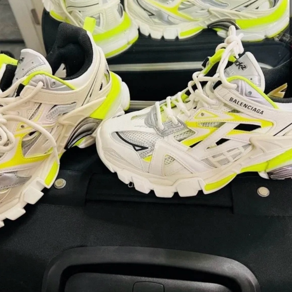 New Balenciaga White and Neon Yellow Sneakers Track 2 Authentic,New Missing Box - Picture 4 of 7